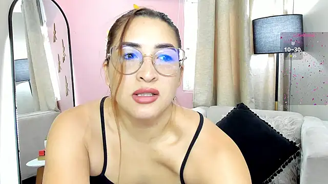  LaraMom  online show from 01/07/25, 12:09