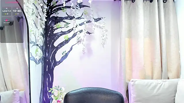  LaraMom  online show from 06/03/26, 07:41