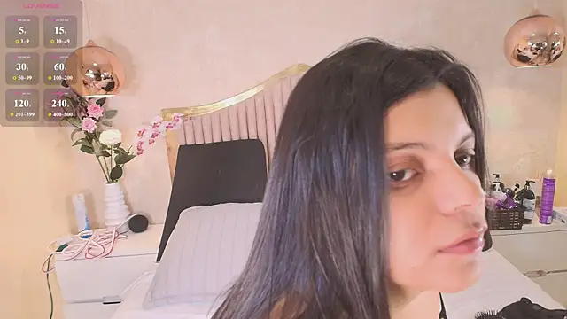Kismett aziz online show from 06/11/26, 03:37
