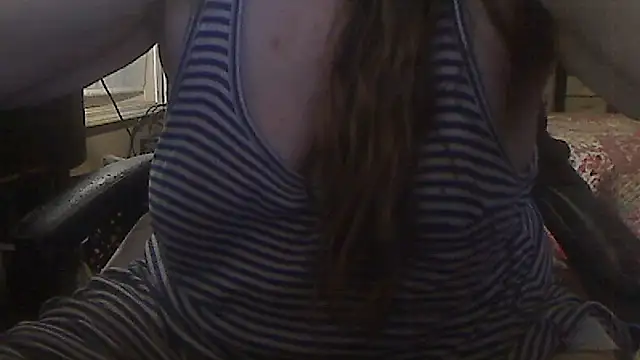 Snapshot of Ireallysquirt chatting on 09/24/25, 12:14 Ireallysquirt online show from 09/24/25, 12:14