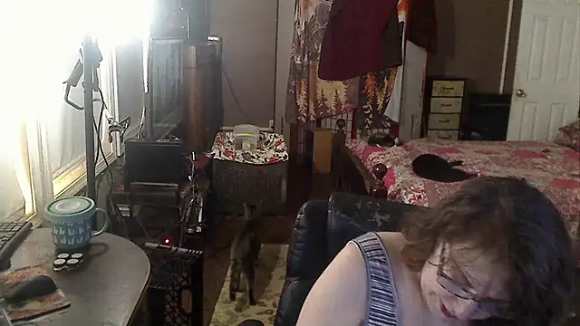 Snapshot of Ireallysquirt chatting on 09/30/25, 11:10 Ireallysquirt online show from 09/30/25, 11:10