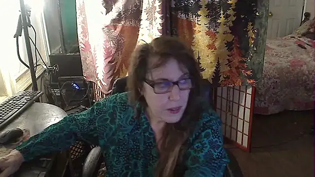 Snapshot of Ireallysquirt chatting on 11/03/25, 02:24 Ireallysquirt online show from 11/03/25, 02:24
