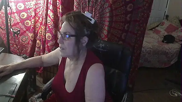 Snapshot of Ireallysquirt chatting on 12/05/25, 03:59 Ireallysquirt online show from 12/05/25, 03:59