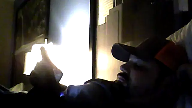 Snapshot of KinkyMeL69 chatting on 09/16/25, 04:46 KinkyMeL69 online show from 09/16/25, 04:46