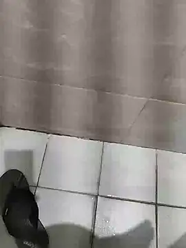 Snapshot of joejoe7 chatting on 12/04/25, 01:53 joejoe7 online show from 12/04/25, 01:53