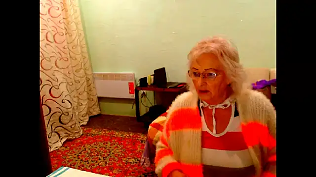 Snapshot of Natali7634 chatting on 11/14/25, 06:39 Natali7634 online show from 11/14/25, 06:39