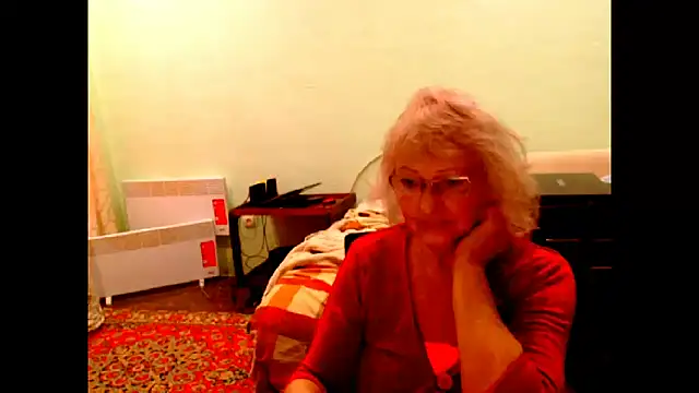 Snapshot of Natali7634 chatting on 11/28/25, 07:33 Natali7634 online show from 11/28/25, 07:33