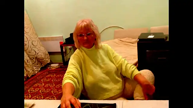 Snapshot of Natali7634 chatting on 12/17/25, 07:31 Natali7634 online show from 12/17/25, 07:31