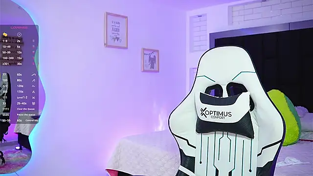 Snapshot of Marianamonroe_ chatting on 09/21/25, 06:53 Marianamonroe online show from 09/21/25, 06:53