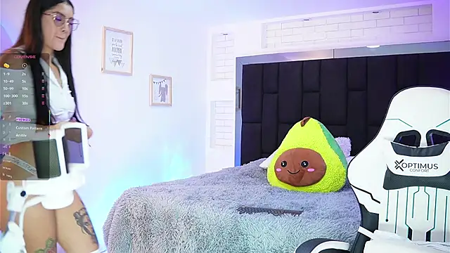 Snapshot of Marianamonroe_ chatting on 12/02/25, 06:58 Marianamonroe online show from 12/02/25, 06:58