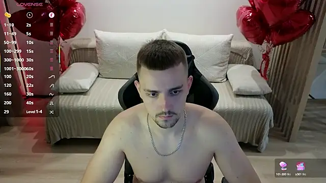 Larstar01 online show from 09/28/25, 10:26