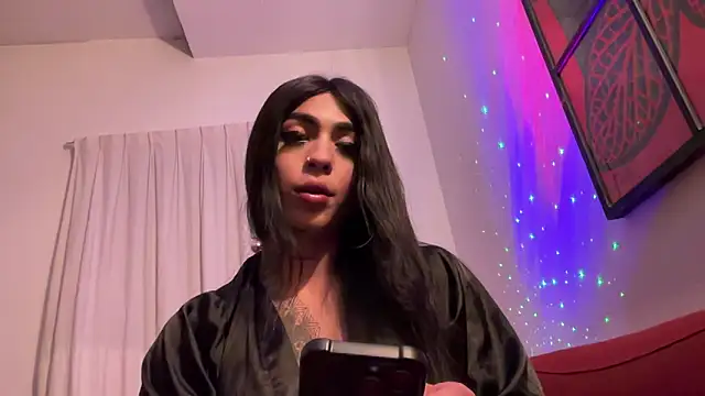 Snapshot of babybriexxx chatting on 09/25/25, 02:37 babybriexxx online show from 09/25/25, 02:37