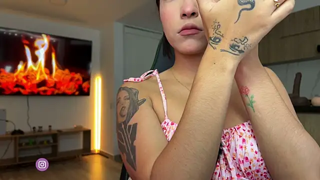 MarianaBranzz online show from 05/08/26, 02:00