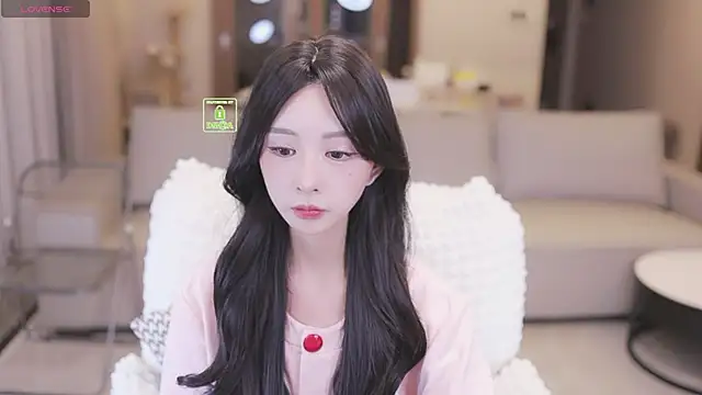 Snapshot of JayPope chatting on 10/18/25, 01:12 JayPope online show from 10/18/25, 01:12