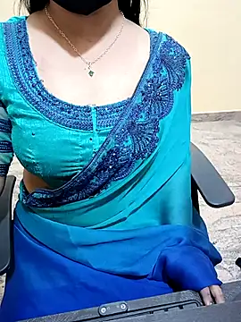 Nithya 05 online show from 11/17/25, 05:46