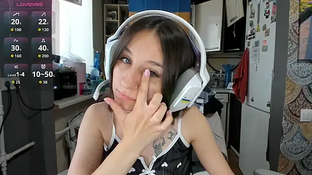  Nika Kik online show from 05/15/26, 10:22