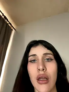 CherryCrystall online show from 10/08/25, 11:08