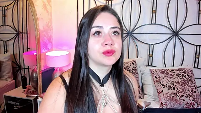 nahomi sweett online show from 11/22/25, 11:09