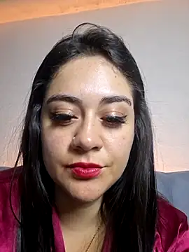 Snapshot of nahomi_sweett chatting on 03/18/26, 03:15 nahomi sweett online show from 03/18/26, 03:15