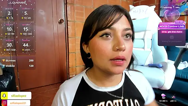 Snapshot of sofiaalopez2 chatting on 12/10/24, 05:33 sofiaalopez2 online show from 12/10/24, 05:33