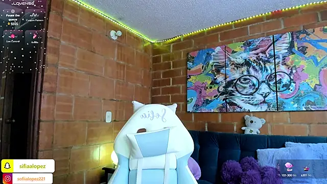 Snapshot of sofiaalopez2 chatting on 02/04/25, 10:34 sofiaalopez2 online show from 02/04/25, 10:34