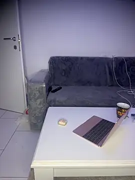 Snapshot of Sashabunny chatting on 10/25/25, 09:53 Sashabunny online show from 10/25/25, 09:53