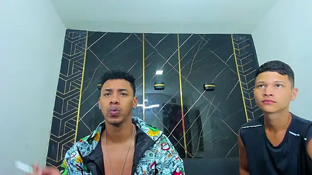 Snapshot of Hottwinkguys chatting on 02/17/25, 11:23 Hottwinkguys online show from 02/17/25, 11:23