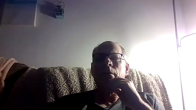 Snapshot of pjkrun66 chatting on 11/07/25, 02:11 pjkrun66 online show from 11/07/25, 02:11