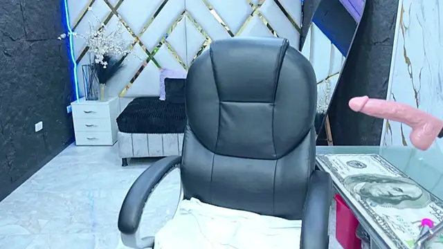 sammanta boobs online show from 07/21/26, 12:51