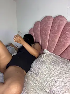 tati  22 online show from 10/09/25, 05:00