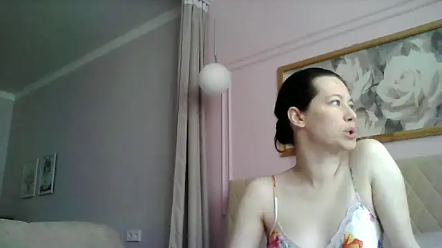 Snapshot of SunElizabeth chatting on 03/21/25, 07:44 SunElizabeth online show from 03/21/25, 07:44