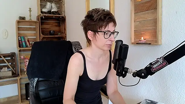 secretly naked online show from 09/11/25, 09:20