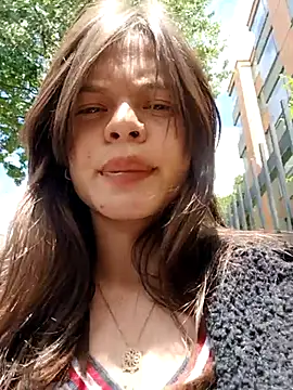 Snapshot of Violeta_12- chatting on 02/20/26, 05:35 Violeta 12- online show from 02/20/26, 05:35