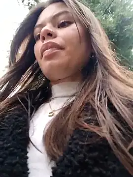 Snapshot of Violeta_12- chatting on 04/06/26, 11:55 Violeta 12- online show from 04/06/26, 11:55