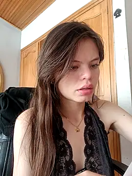 Snapshot of Violeta_12- chatting on 04/30/26, 07:53 Violeta 12- online show from 04/30/26, 07:53