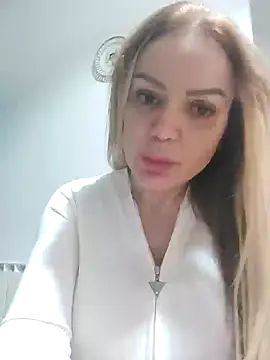eva ragazzadolce online show from 12/04/24, 01:20