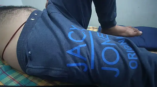 naughtymike0007 online show from 01/13/25, 01:23