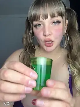 Snapshot of Lalalust69 chatting on 02/16/25, 07:26 Lalalust69 online show from 02/16/25, 07:26