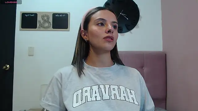 sofia her online show from 01/15/25, 10:57