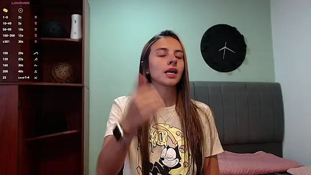 sofia her online show from 01/20/25, 08:40