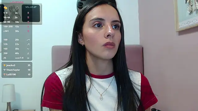 sofia her online show from 02/26/25, 10:20