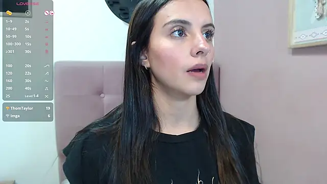 sofia her online show from 03/06/25, 10:04