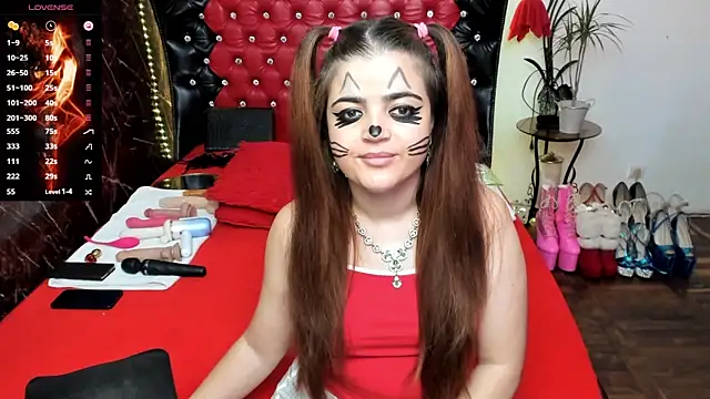 Snapshot of Anasunshine12 chatting on 10/05/25, 10:13 Anasunshine12 online show from 10/05/25, 10:13