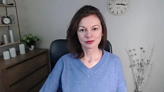 VivianWILD online show from 01/13/25, 06:49