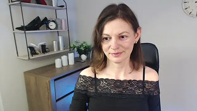 VivianWILD online show from 02/24/25, 07:00