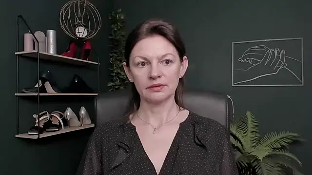 Snapshot of VivianWILD chatting on 11/13/25, 07:40 VivianWILD online show from 11/13/25, 07:40