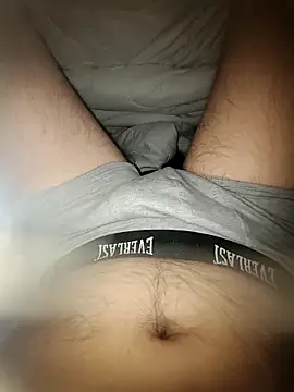 Snapshot of chub09 chatting on 10/18/25, 04:26 chub09 online show from 10/18/25, 04:26