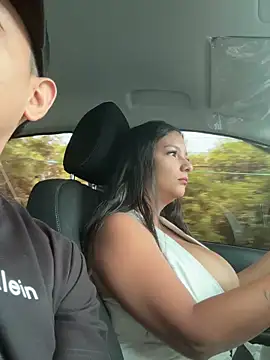 Snapshot of loreth_J chatting on 11/10/25, 04:06 loreth J online show from 11/10/25, 04:06