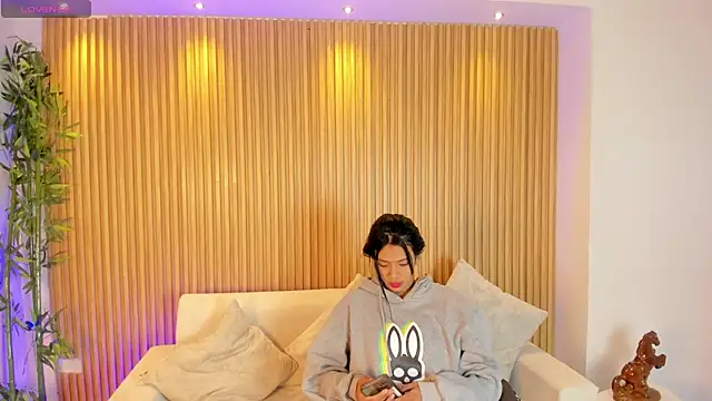 saracorraless online show from 09/30/25, 11:04