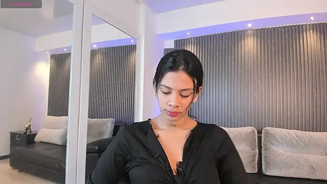 saracorraless online show from 10/03/25, 10:56